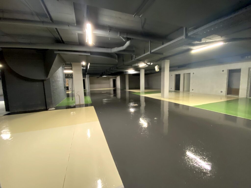 1- Resina base agua