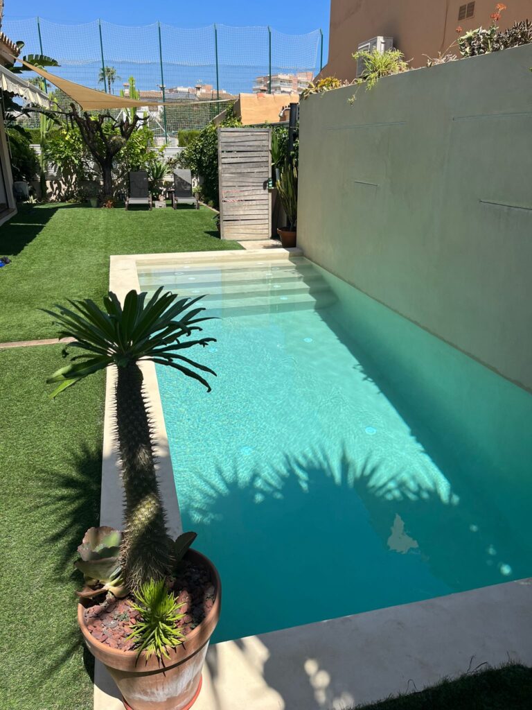 12- Stone Feel Pool