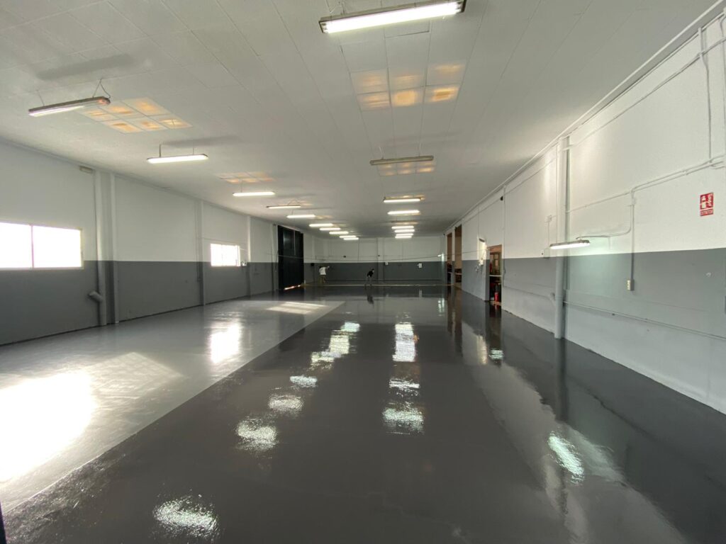 21- Resina base agua